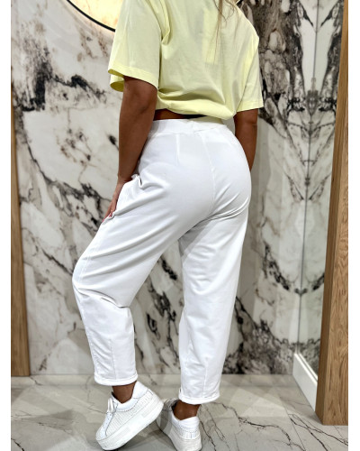 Spodnie dresowe z etykietą By o la la...! białe