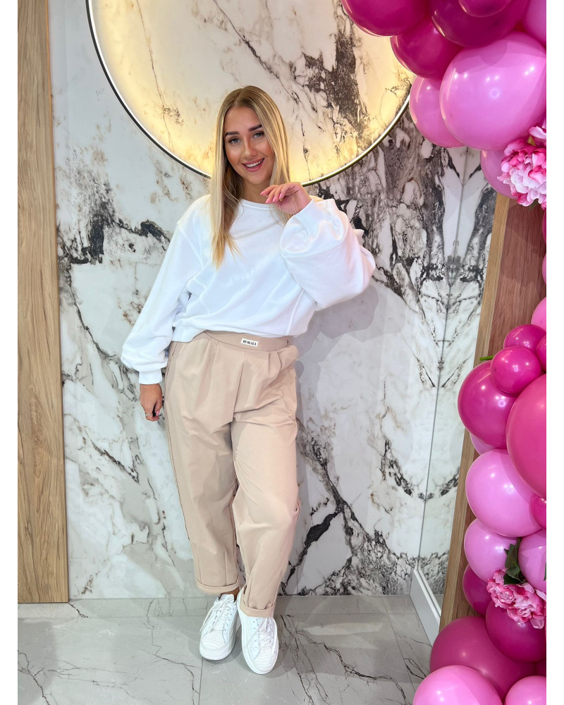 Spodnie dresowe z etykietą By o la la...! nude