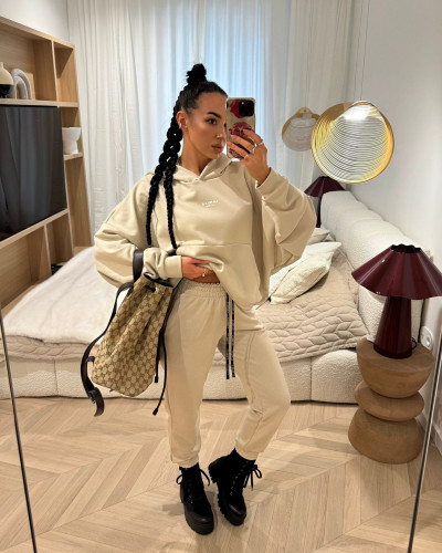 Spodnie dresowe troczki La Milla beżowe