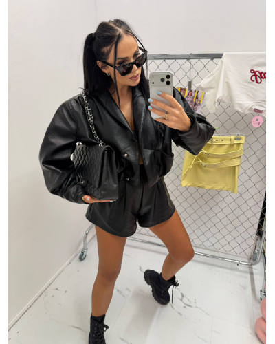 Bomberka z wywijnym kołnierzem La Milla czarna