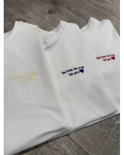T-shirt z napisem i sercem By o la la...! sunshine