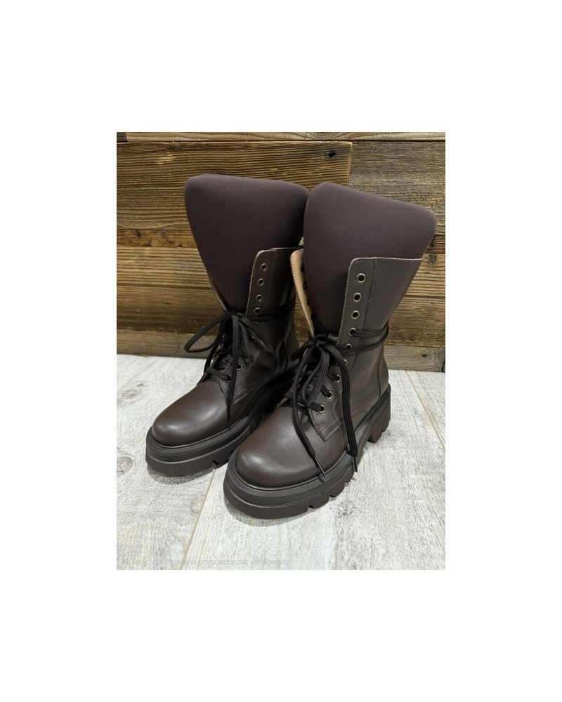 Workery z językiem By o la la...! czekoladowe