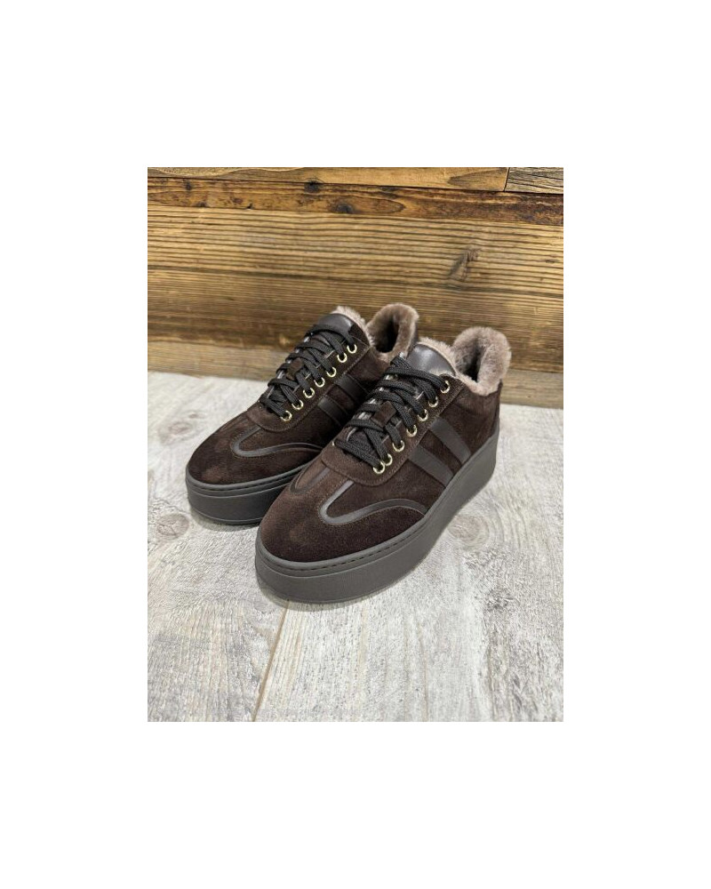 Sneakersy z futerkiem By o la la...! czekoladowe
