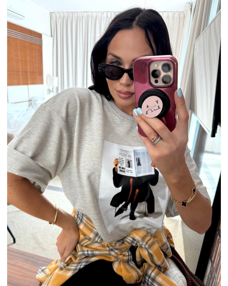 T-shirt dama z gazetą La Milla szara