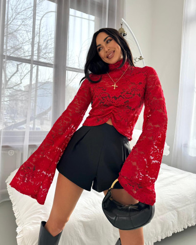 Koronkowa nowa bluzka La Milla czerwona