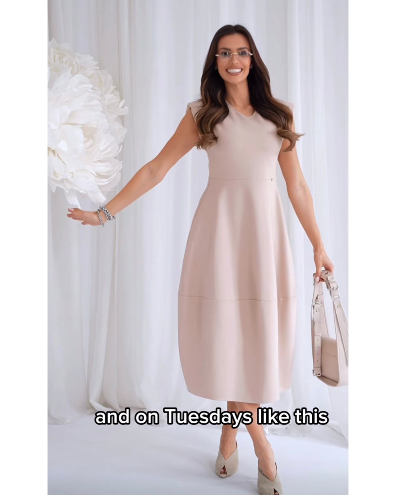 Sukienka bombka midi By o la la...! beżowa