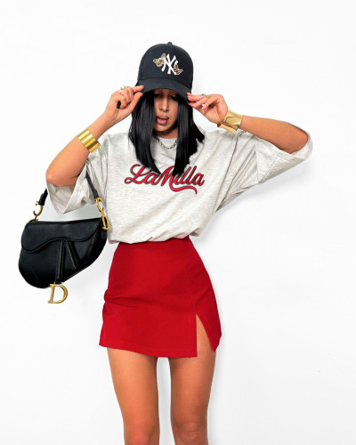 T-shirt oversize La Milla streetwear szary z czerwonym napisem