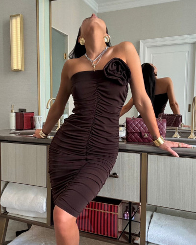 Sukienka tuba z różą La Milla czekoladowa